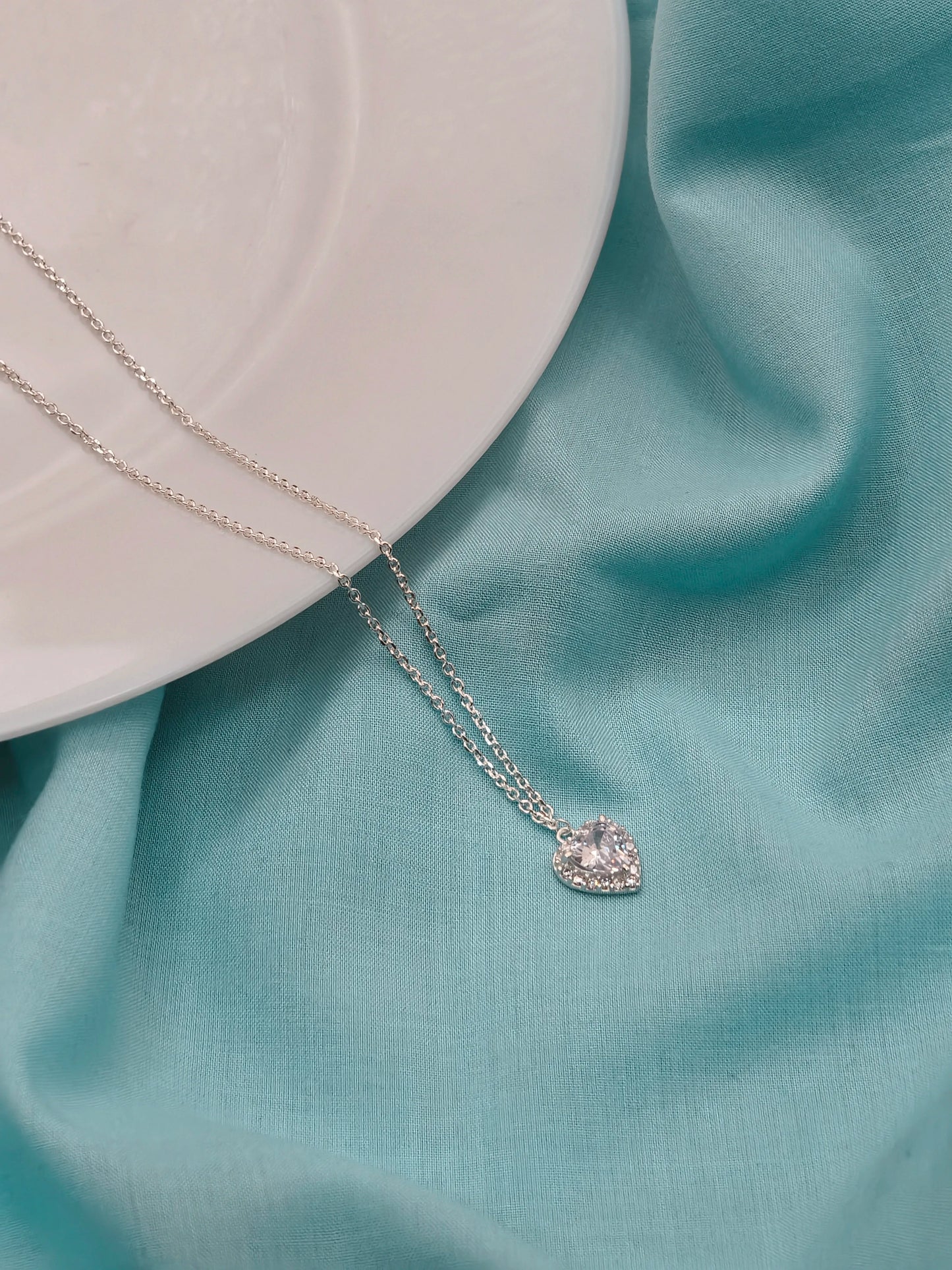 Lumi Heart Silver Pendant Chain